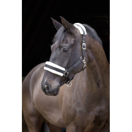 Kantar ze zdejmowanym sztucznym futerkiem Kerbl